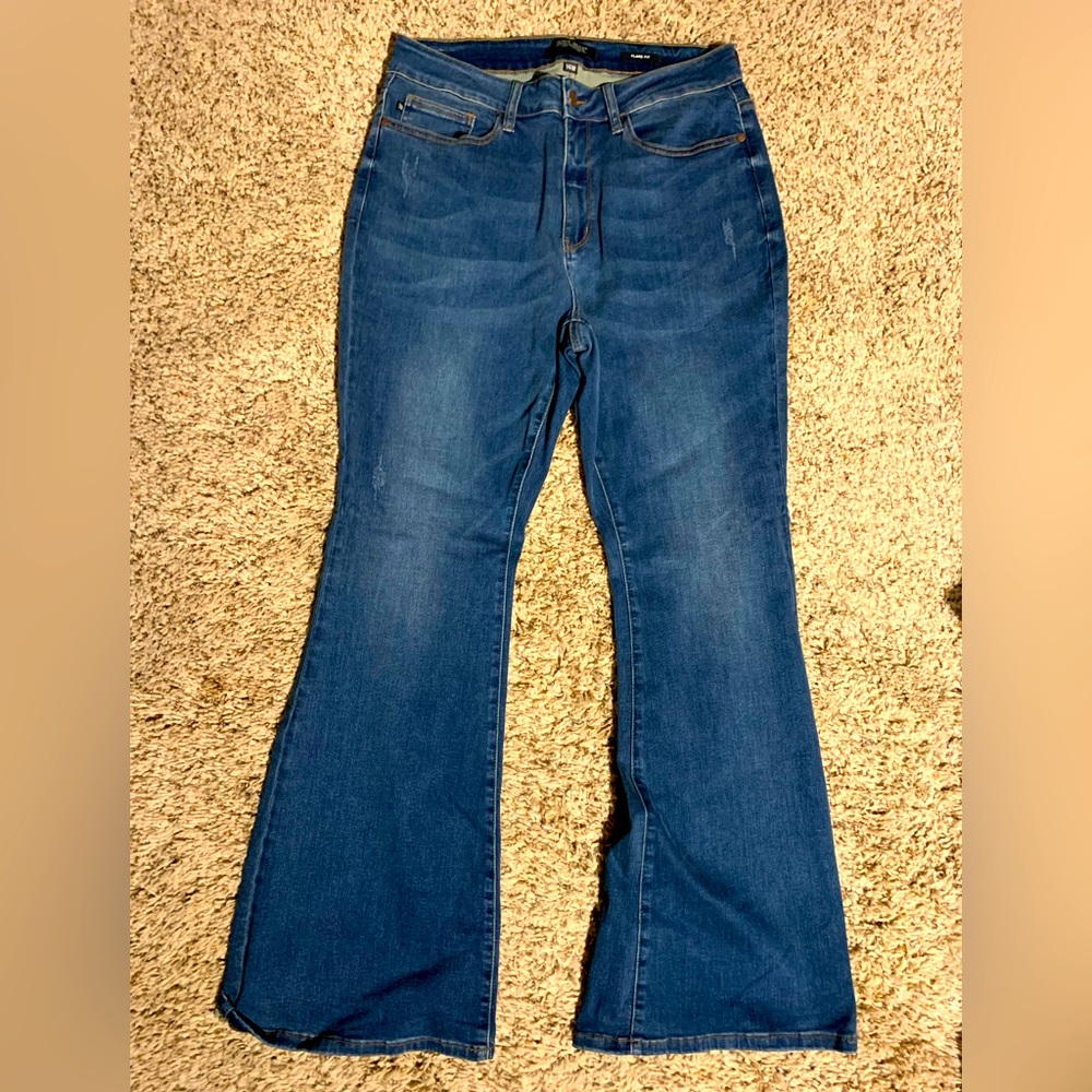 Judy Blue Fare jeans